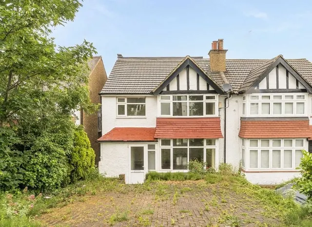 Pollards Hill North, Streatham, SW16, photo 1