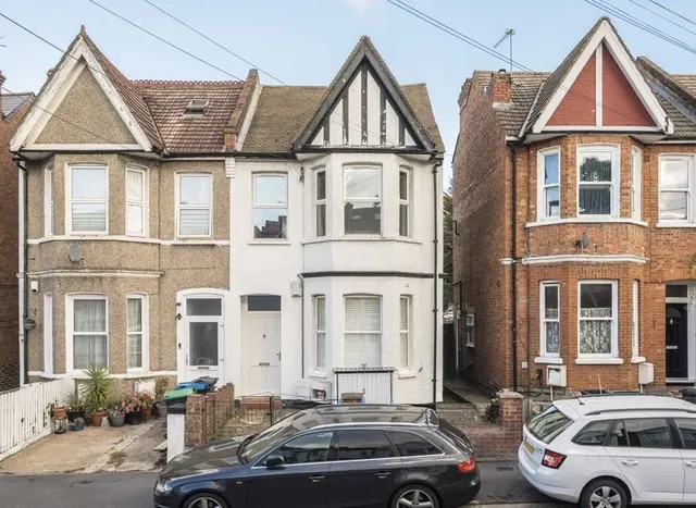 Melfort Road, Thornton heath, CR7, photo 1