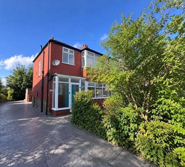 Ilfracombe Road, Stockport, SK2, photo 1