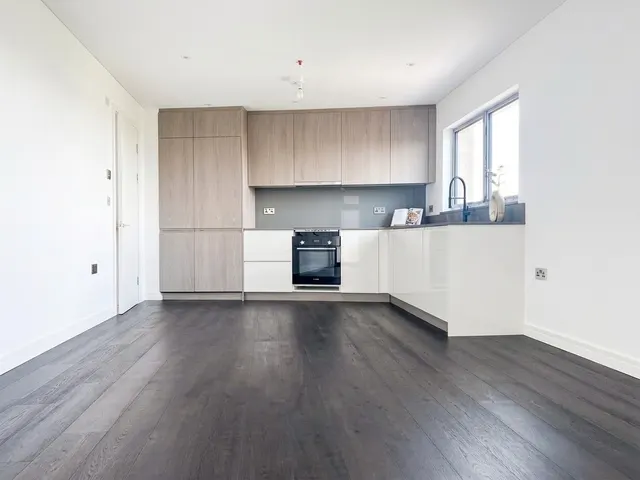 Elmsley House, Aylesbury, HP19, photo 2