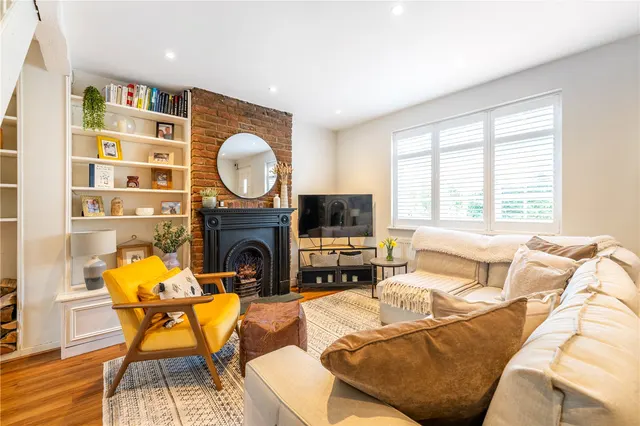 Photo 3 — Lion Road, Twickenham, Middlesex, TW1 4JF