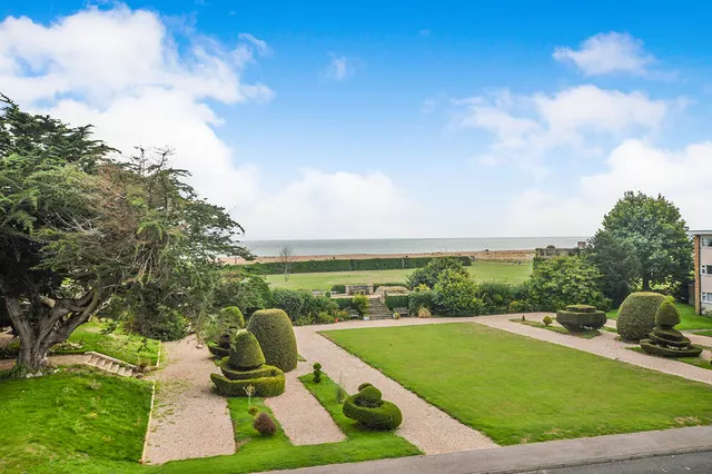 Lord Warden Avenue, Walmer, CT14, photo 2