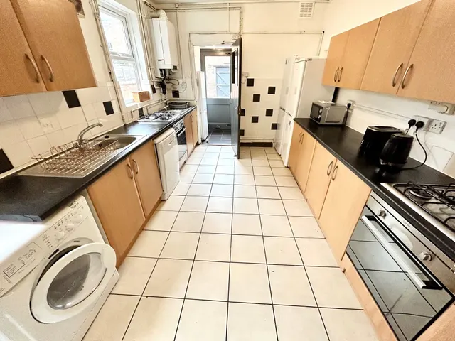 Charlotte Street, Leamington Spa, CV31, photo 3