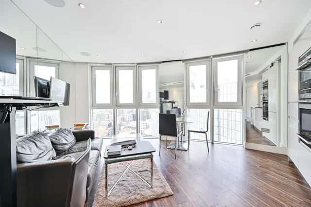 Photo 2 — Apartment 2208, Altitude Point, 71 Alie Street, London
