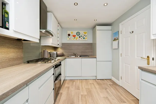 Ainderby Gardens, Northallerton, DL7, photo 2