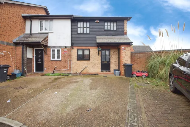 Jasmine Close, Ilford, IG1, photo 1