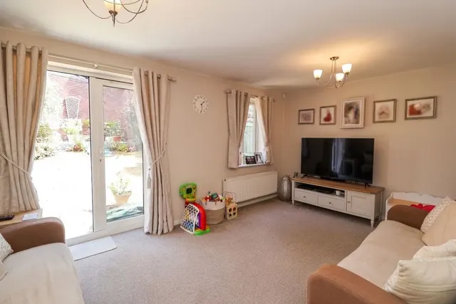 Kensington Way, Worksop, S81, photo 2