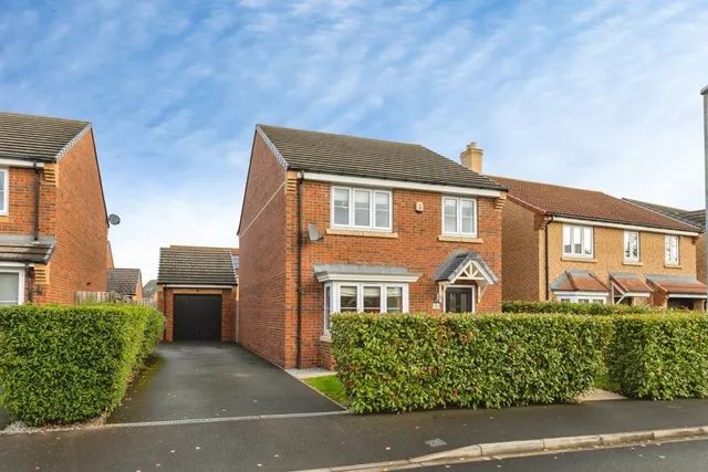 Sumburgh Close, Eaglescliffe, TS16, photo 1
