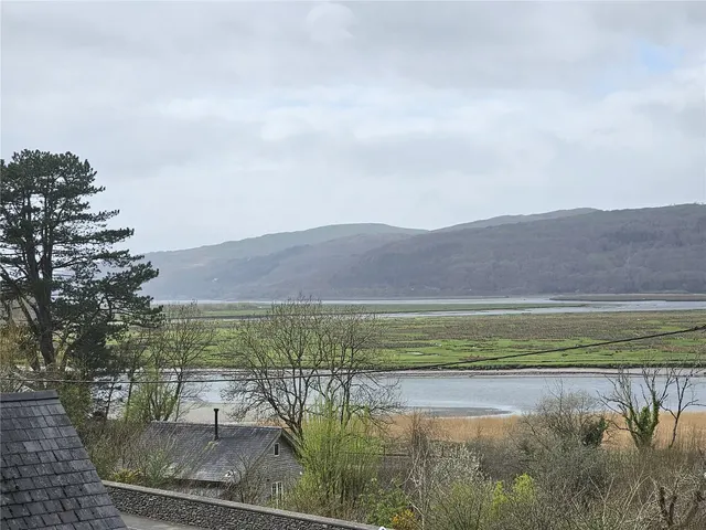 Glandyfi, Machynlleth, photo 2