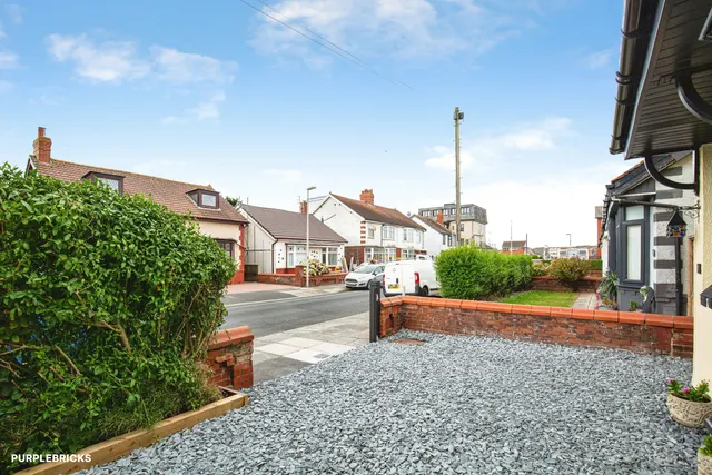 Lauderdale Avenue, Thornton-Cleveleys, FY5, photo 2