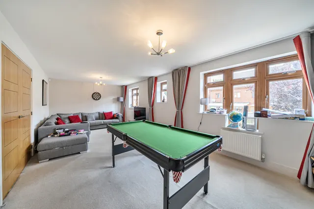 Blagrove Crescent, Ruislip, HA4, photo 3