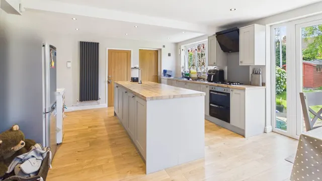Wallheath Crescent, Stonnall, WS9, photo 3