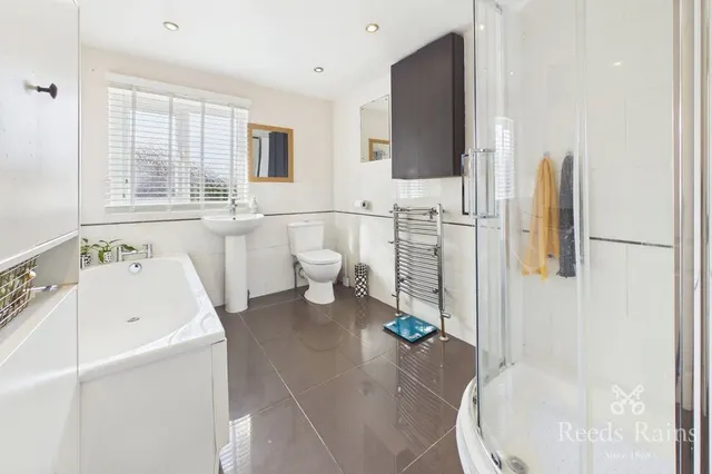St Helens Place, Castleford, West Yorkshire, WF10, photo 1