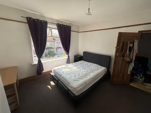 Photo 2 — Howard Avenue, St George, Bristol