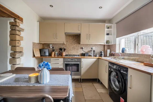 West Street, Malmesbury, SN16, photo 2
