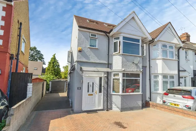 Chester Avenue, LUTON, Bedfordshire, LU4, photo 1