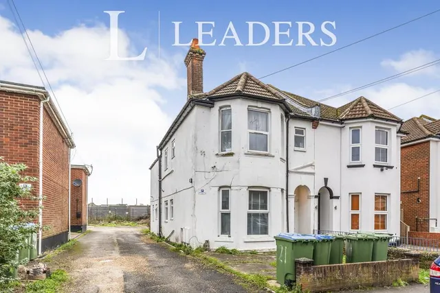 Suffolk Avenue, Southampton, SO15, photo 1