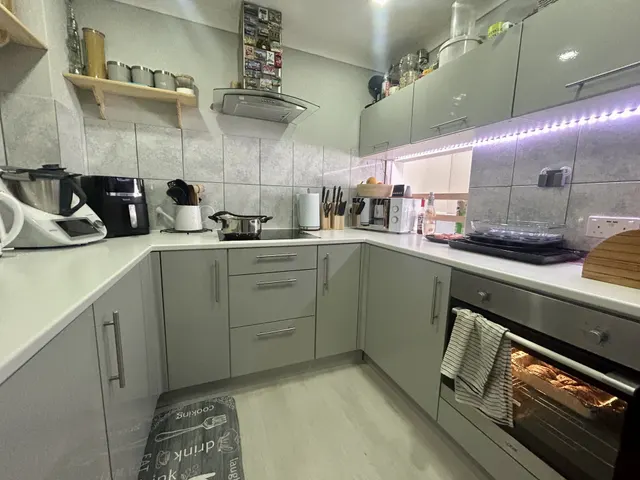 Essex Road, Bognor Regis, PO21, photo 3