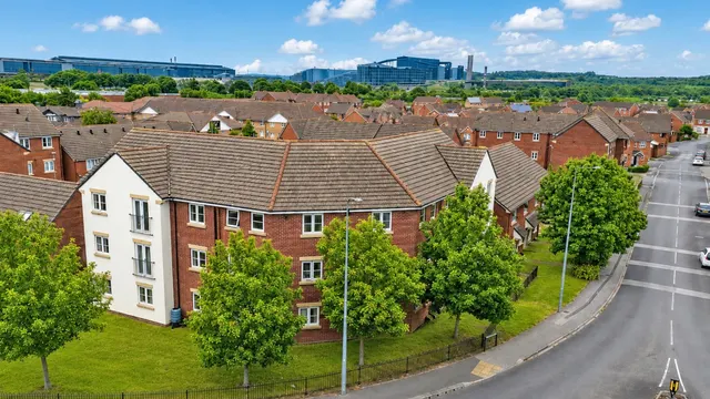 Pintail Close, Scunthorpe, DN16, photo 1