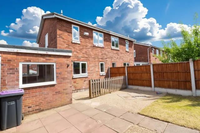 Wroxeter Way, Telford, photo 3