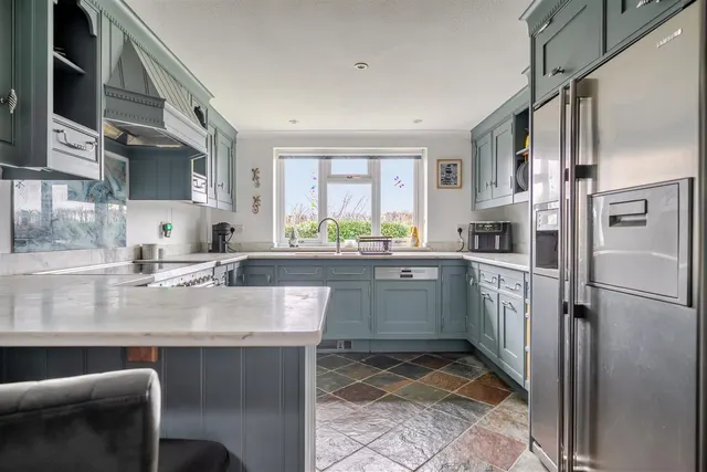 Barley Hill Lane, Poulshot, SN10, photo 3