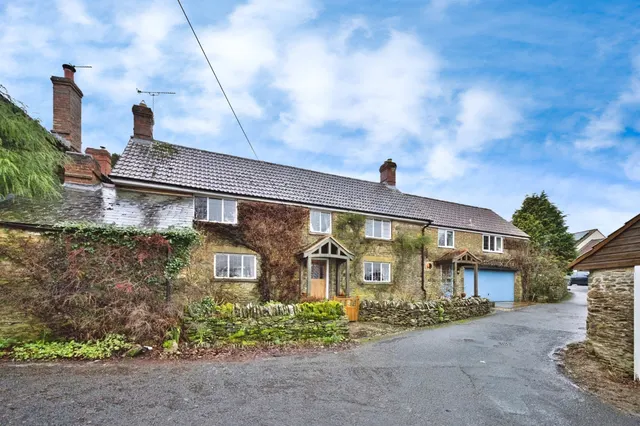 Bishops Lane, Hardington Mandeville, Yeovil, photo 1