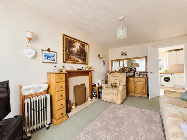 Albany, Stonehouse, GL10, photo 3