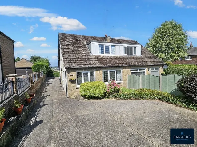Raikes Lane, East Bierley BD4 6RD, photo 1