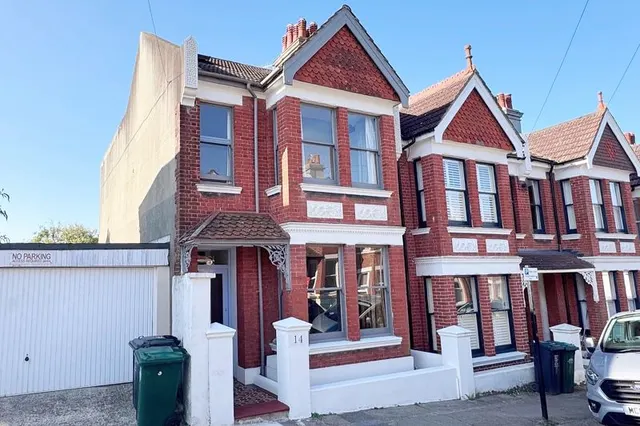 Semley Road, Brighton BN1 6EP, photo 1
