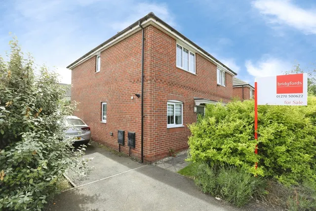 Bessemer Way, Crewe, Cheshire, CW1, photo 1
