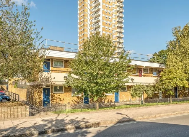 Consort Road, Peckham, SE15, photo 1