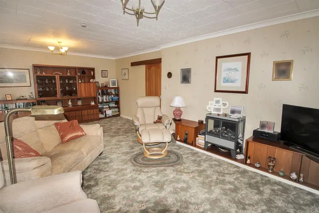 Photo 2 — Mowbray Road, Northallerton, DL6 1QT