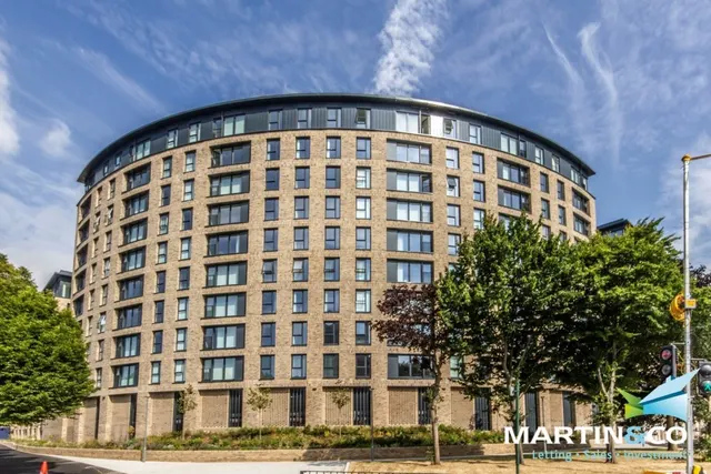 Lexington Gardens, Park Central, B15, photo 1