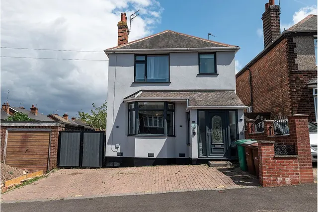 Hollydale Road, Nottingham, NG3, photo 1
