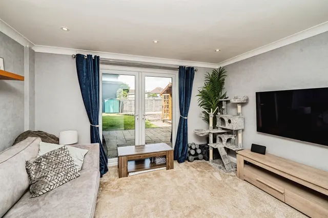 Burlington Road, Burnham, SL1, photo 3