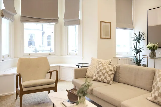 Westgate Terrace, London, SW10, photo 1