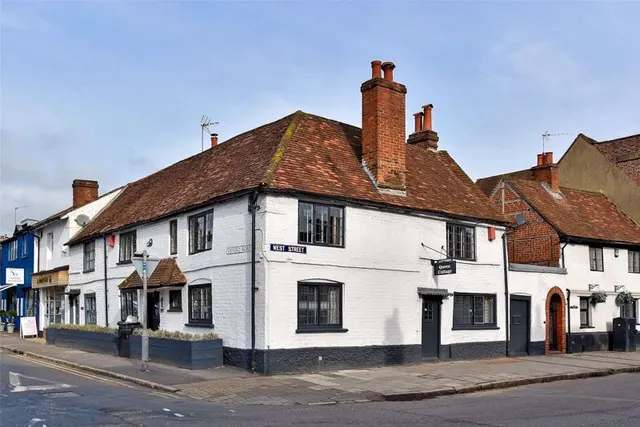 52 West Street, Marlow SL7 2NB, photo 1