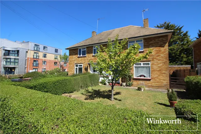 Brook Road, Borehamwood, WD6, photo 1