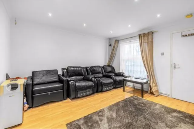 Photo 3 — Rectory Square, London
