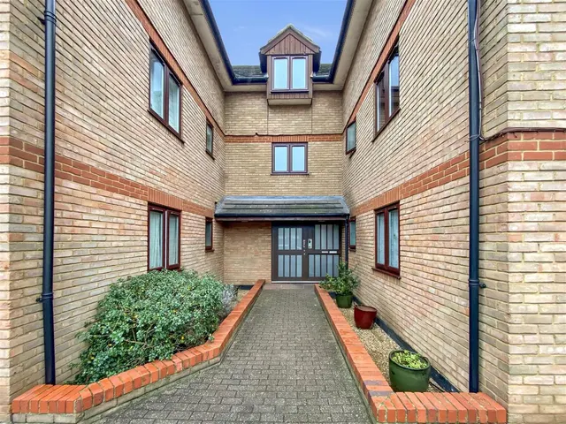 Photo 2 — St. Marys Avenue Central, Southall