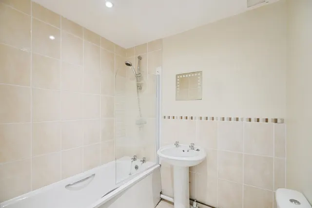 Church Street, Caernarfon, LL55, photo 3