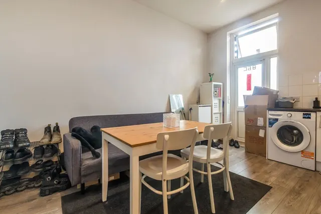 South Ealing Road, W5, photo 1