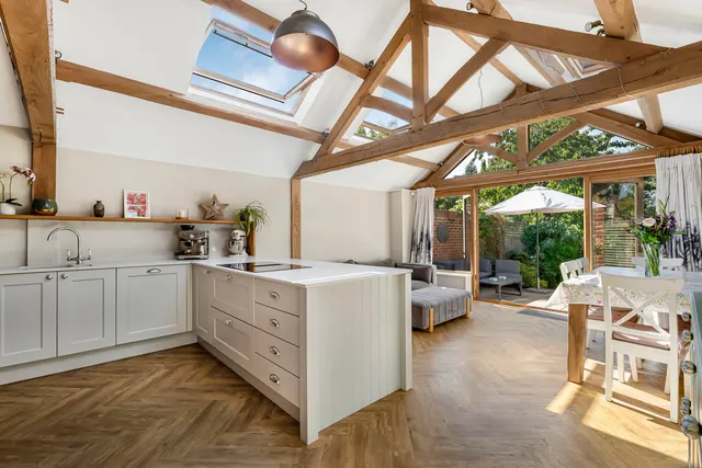 Prospect Road, Rowledge, GU10, photo 1