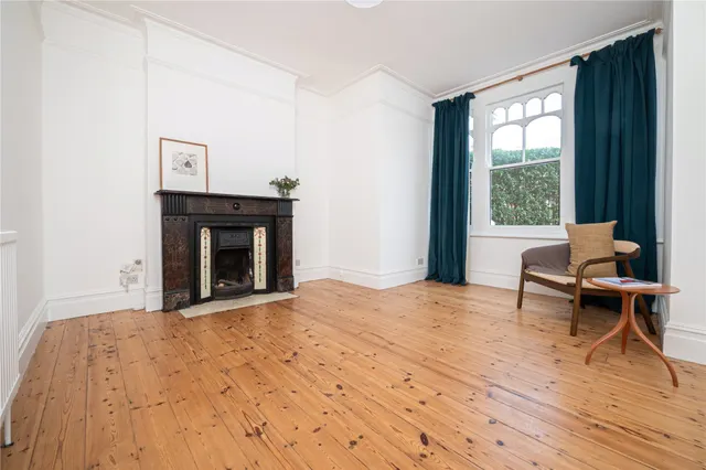 Durnsford Road, Wimbledon Park, photo 1