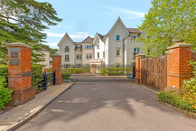 Wray Park Road, Reiga, RH2, photo 2