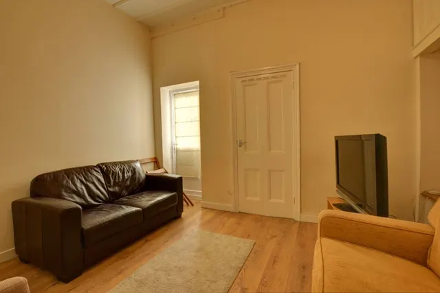 Newcastle Upon Tyne NE2 3HL, NE2, photo 2