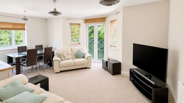 Photo 2 — Griffin Court, Gillingham, ME7 2QG