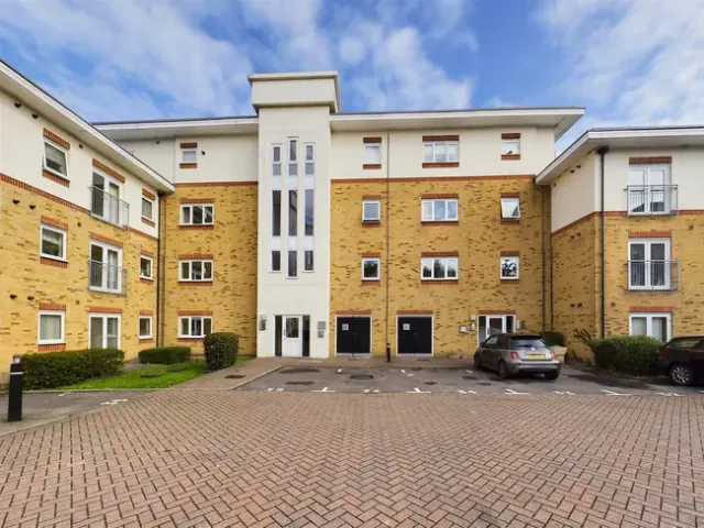 Rathlin Road, Crawley