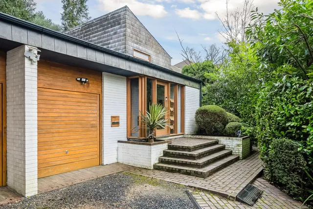 Beech Close, Cobham, KT11, photo 1