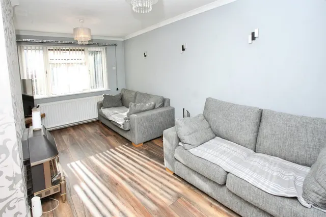 Brecon Walk, Cwmbran, NP44, photo 2